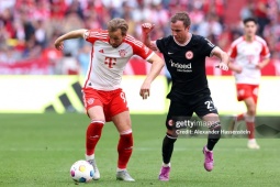 Video bóng đá Bayern Munich - Frankfurt: Kane tỏa sáng, vé Cúp C1 về tay (Bundesliga)