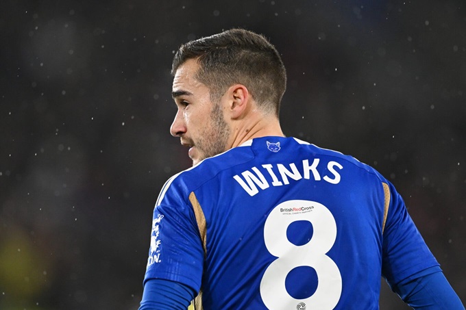 Harry Winks, bổ sung quan trọng cho hàng tiền vệ Leicester