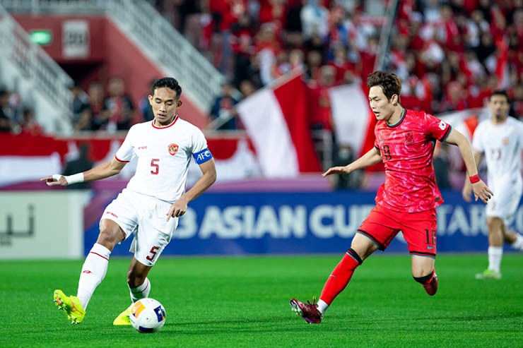 Trận đấu giữa U23 Hàn Quốc (áo đỏ) và U23 Indonesia diễn ra hấp dẫn
