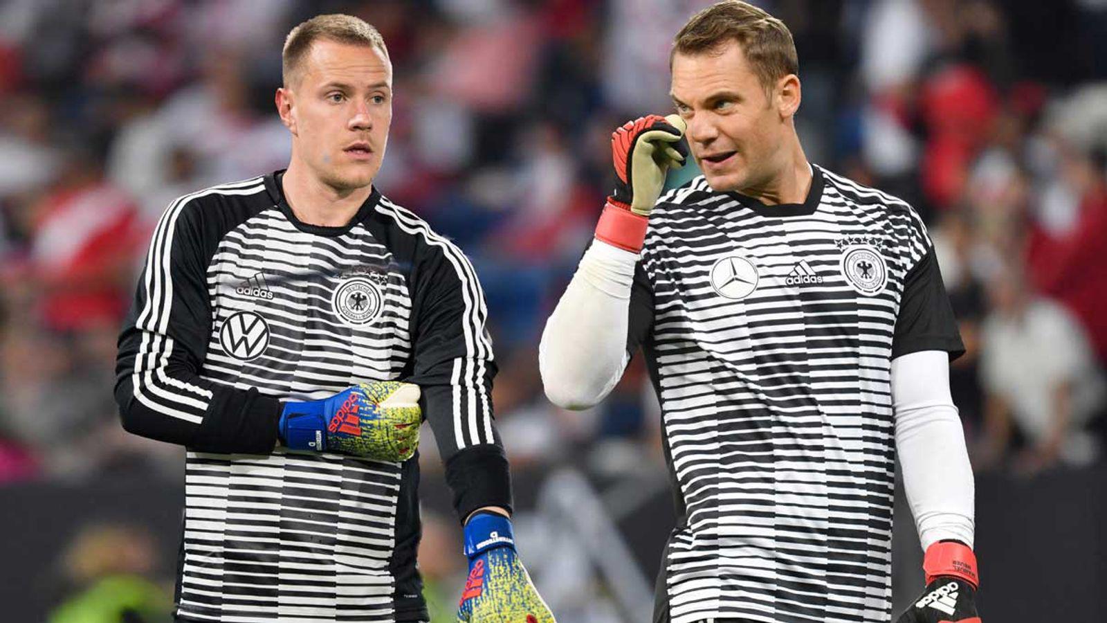 Ter Stegen và Neuer sẽ là 2 thủ môn chính của ĐT Đức ở EURO, nhưng cả hai đều đang bị đau nhẹ