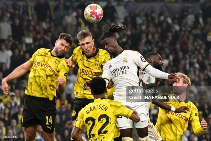 Real hạ Dortmund vô địch cúp C1: Khoảnh khắc "vàng" của Carvajal, đoạn kết đẹp cho Kroos - 5