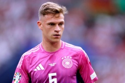 Tin mới nhất bóng đá tối 24/6:Kimmich cân nhắc gia nhập 3 đội Ngoại hạng Anh