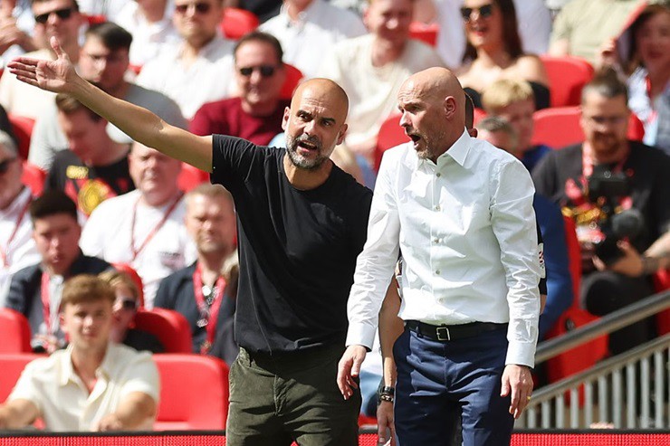 HLV Ten Hag khẳng định Pep Guardiola là HLV duy nhất vượt trội hơn ông ở Anh trong hai năm qua